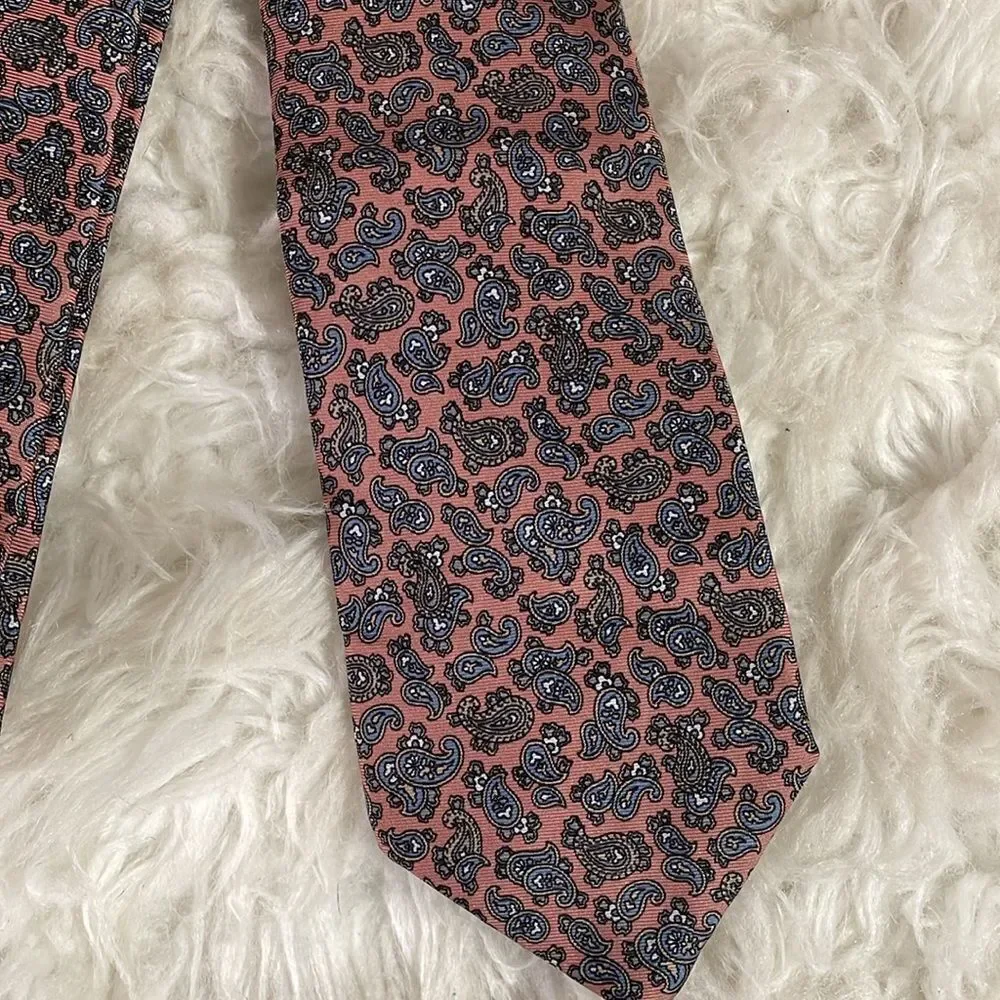 Oleg Cassini Mens Vintage Pink Paisley Dress Tie 42”
